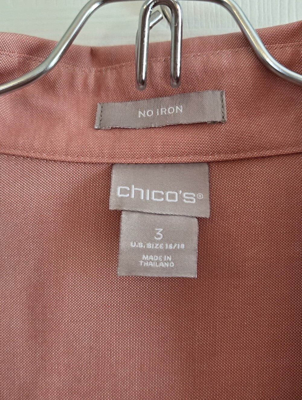 Chicos Button Down Shirt Size 3 - Picture 2 of 8